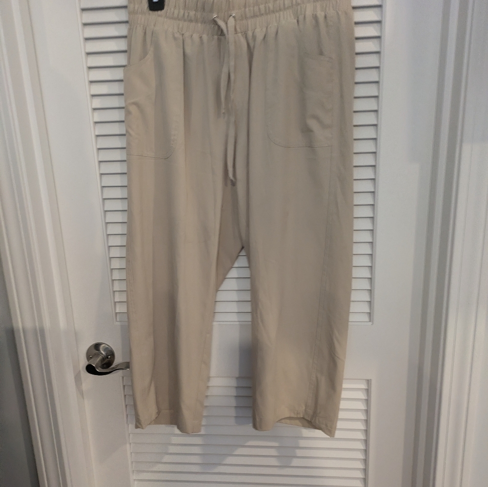 Star Style Women's Size L Capris